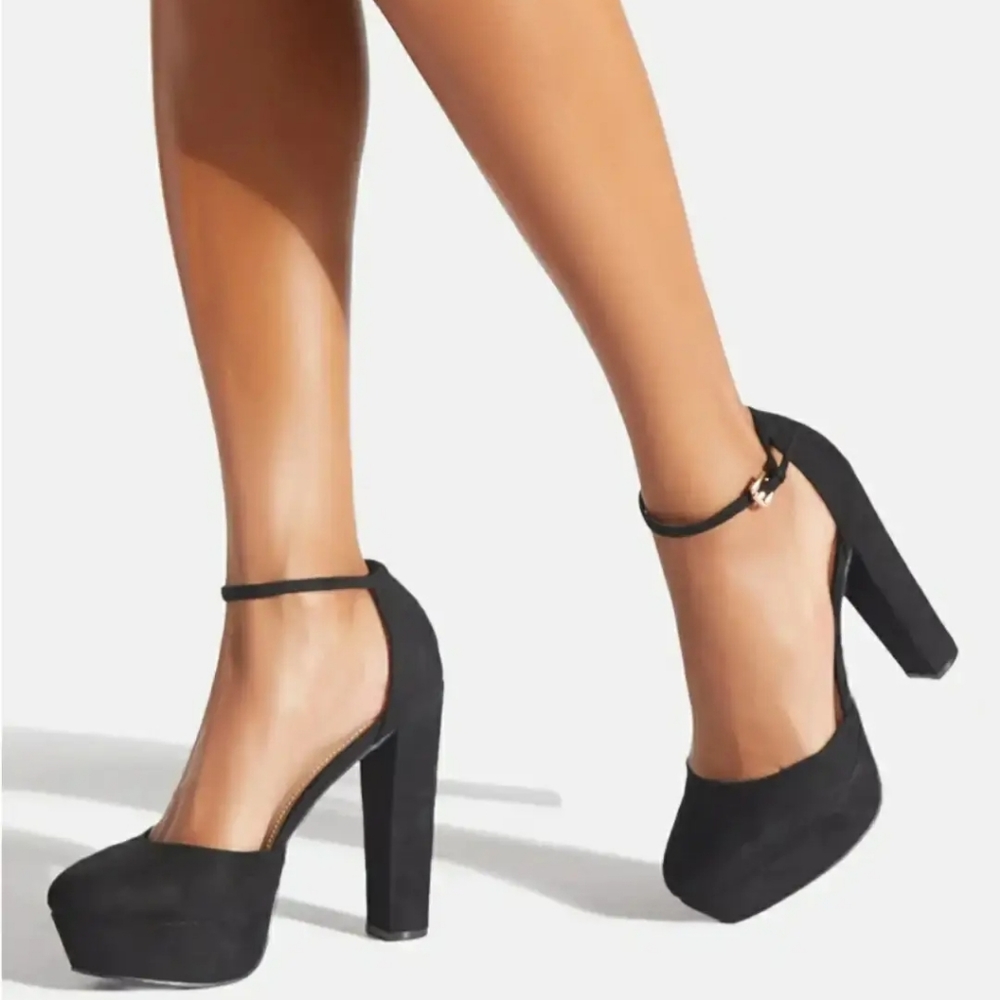 Size 11 Black Faux Suede Mary Jane Platform